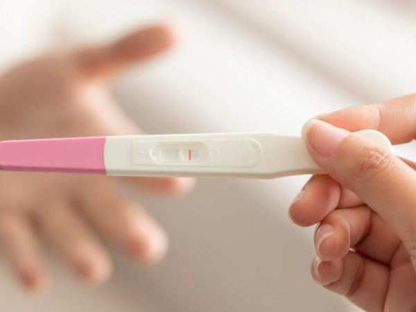 冻胚移植5天失败的征兆：体温变化、阴道流血等有可能
